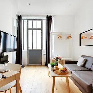  Apartamento Cmg Place De La République / Magenta